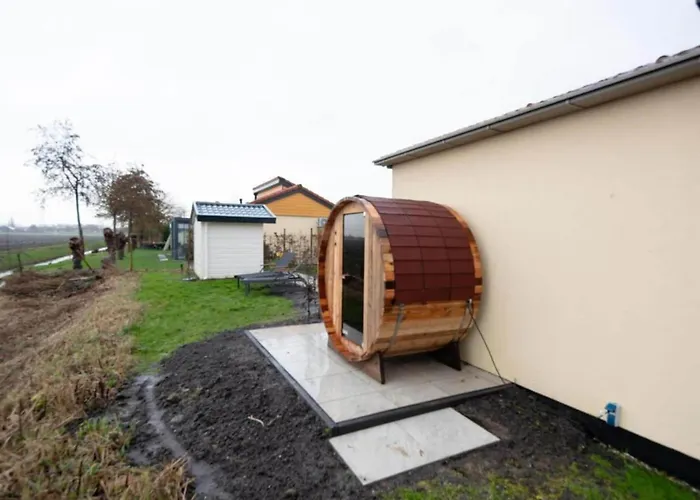 In Zevenhuizen With Sauna Zevenhuizen (Zuidplas)